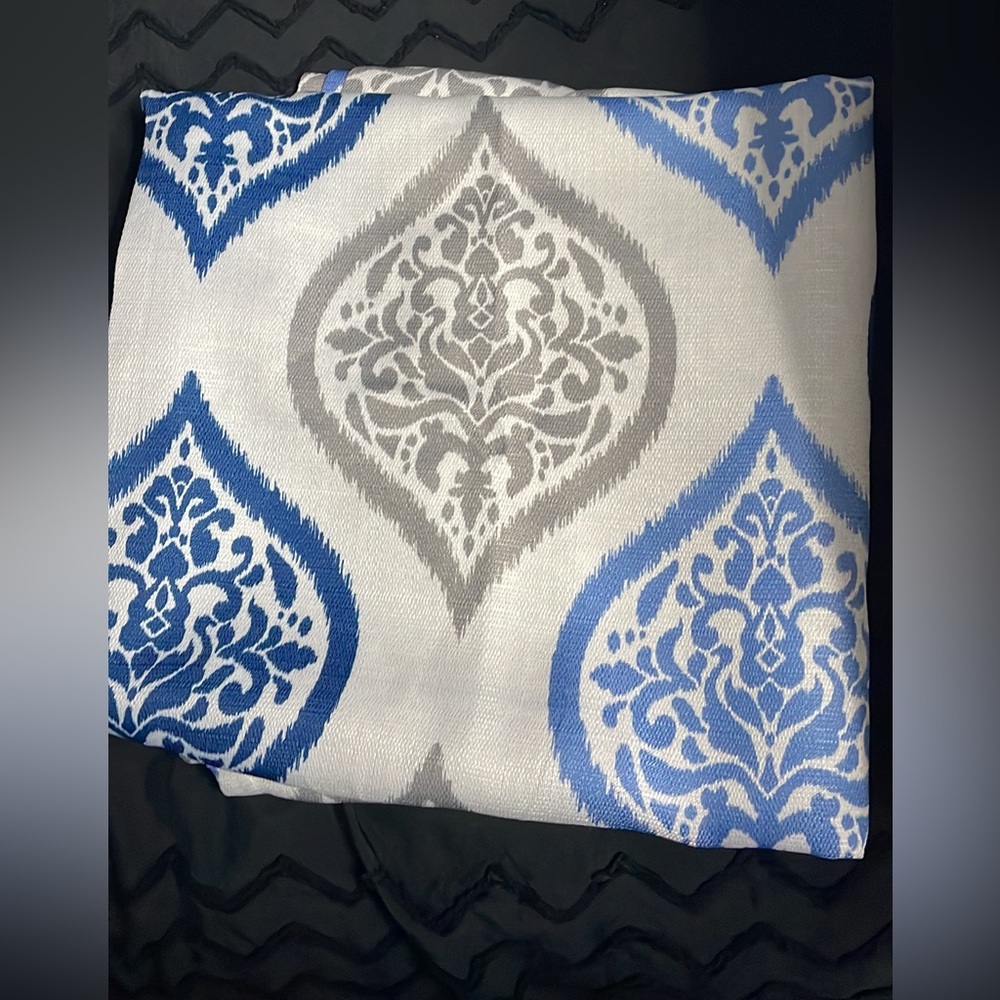 Window curtains